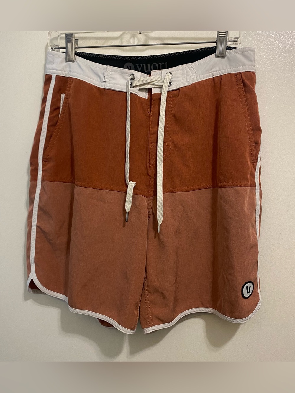 Vuori Mens Waist 38 38” Cruise Board Shorts Swim Trunks Brown 2 Tone Beach Pool